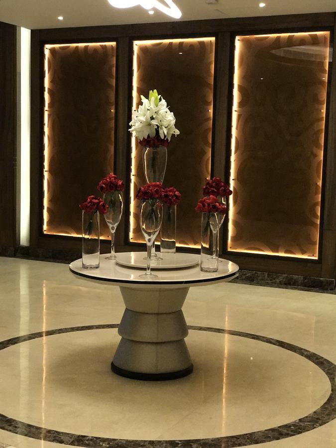 Arcadia Suites Hotel 2*