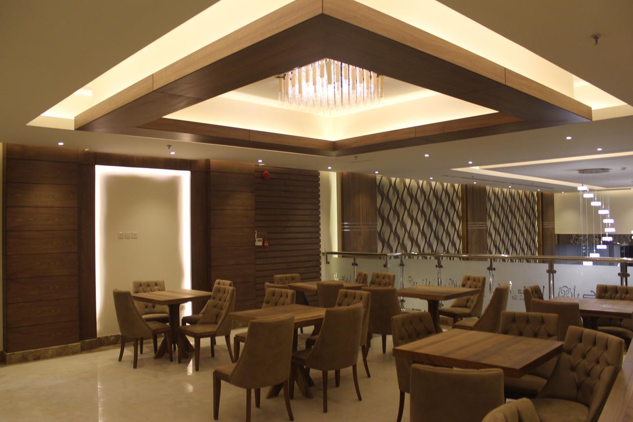 Arcadia Suites Hotel 2*