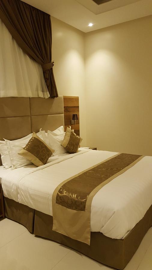 Arcadia Suites 2*